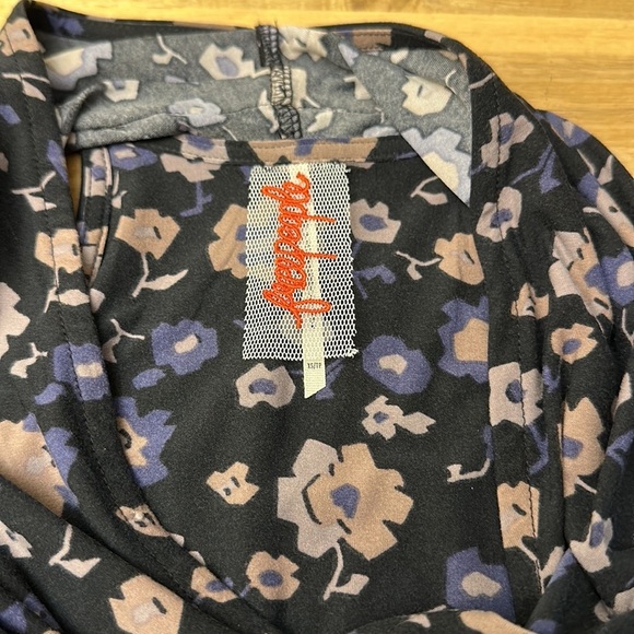 FREE PEOPLE ⭐️  “criss cross flora” dress - Picture 5 of 7